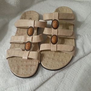 Orthaheel  sandals